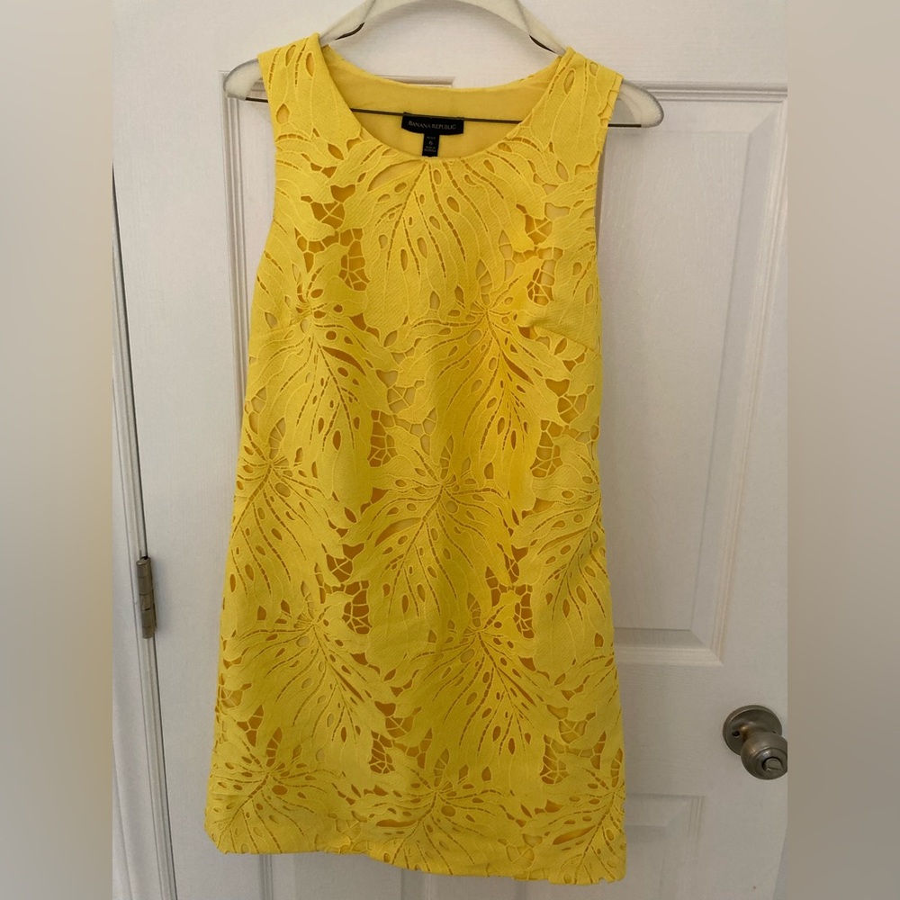 Banana Republic yellow sleeveless dress, fully lined, 6 petite.